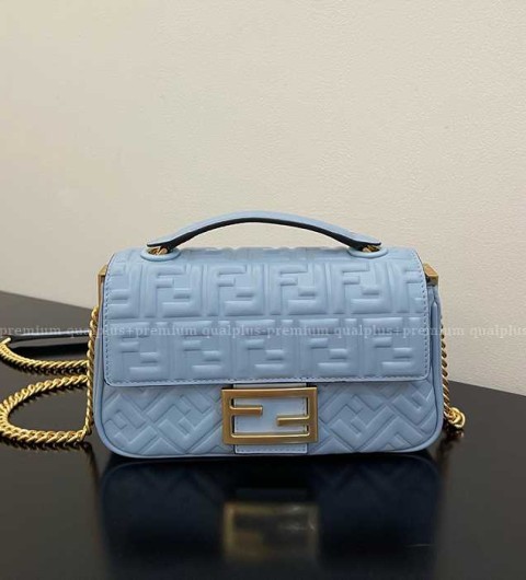 펜디 바게트 체인 숄더백 미듐