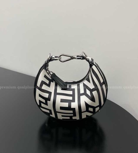 펜디x마크제이콥스 콜라보 그라피 호보백 나노