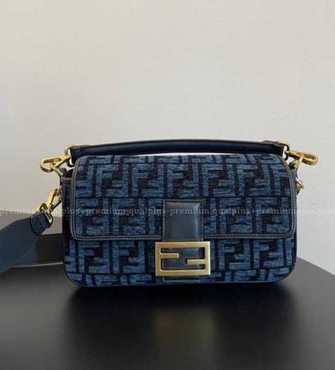 펜디 바게트 아이코닉 백 (27cm)