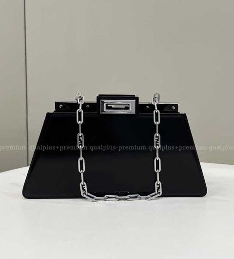 펜디 피카부 컷 숄더백 미듐