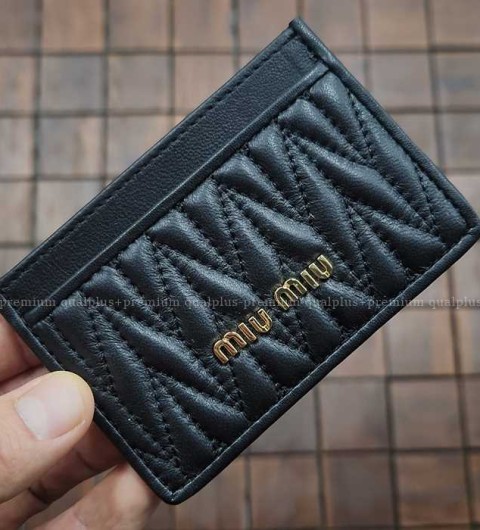 [국내배송] 미*미우 카드지갑