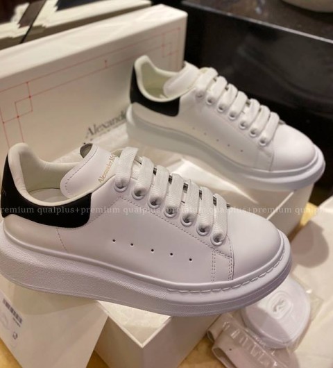 알렉산더맥퀸 오버사이즈드 스니커즈 여성용