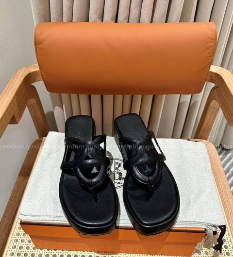 에르메스 에제리 통굽 샌들 슬리퍼 4.5cm 여성용