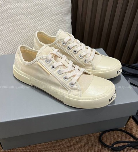 발렌시아가 파리스 스니커즈 남녀공용