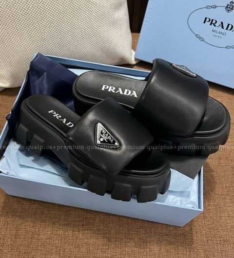 프라다 소프트 패딩 나파 통굽 슬리퍼 여성용