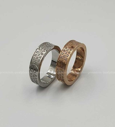 [국내배송] 까*띠에 풀보석 LOVE 반지 (2color)