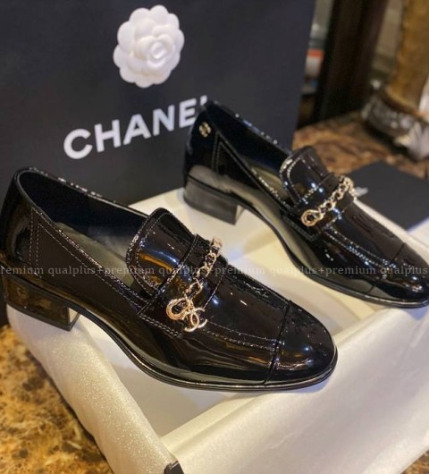 샤넬 CC 체인 로퍼 여성용