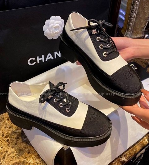 샤넬 통굽 레이스업 통굽 슈즈 여성용