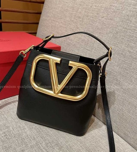 발렌티노 슈퍼비 탑핸들백