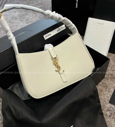 입생로랑 LE 5 À 7 숄더백 스몰