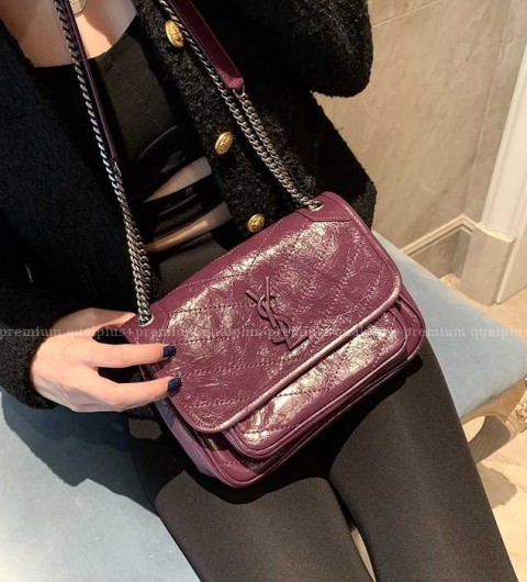 입생로랑 크링클드 퀄티드 니키 체인 숄더백 스몰