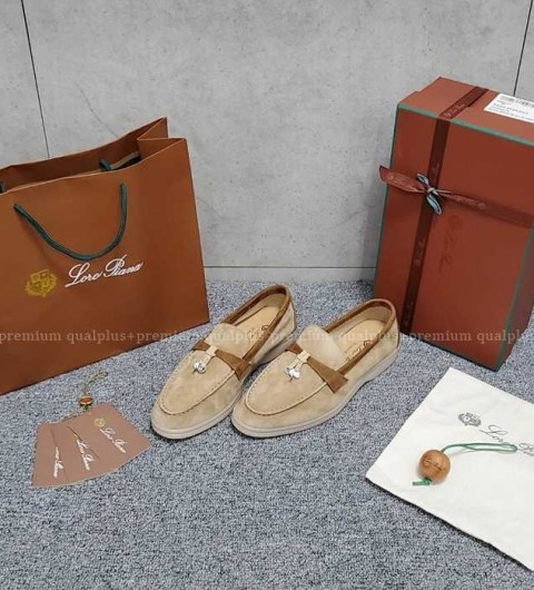 [국내배송] 로*피아나 썸머워크 라이트트렁크우드