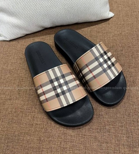 버버리 빈티지 체크 프린트 슬라이드 슬리퍼 남녀공용