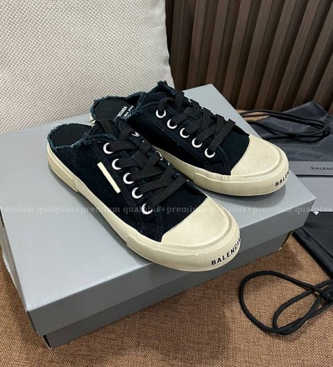 발렌시아가 파리스 스니커즈 뮬 남녀공용