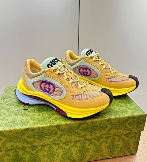 구찌 런 스니커즈 남녀공용