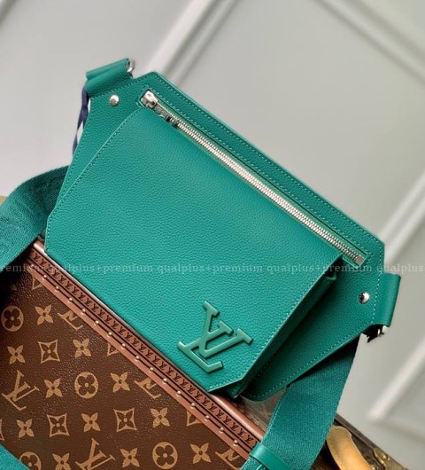 루이비통 M22665 테이크오프 슬링백 크로스백 남성용