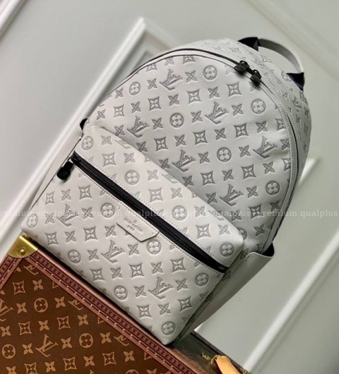 루이비통 M46557 디스커버리 백팩 남성용