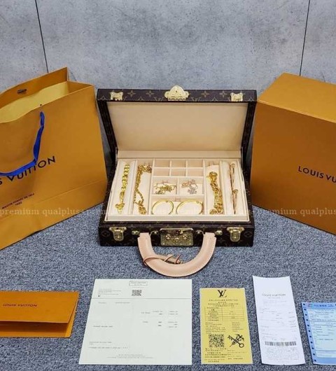 [국내배송] 루*비통 보왓 비쥬 악세사리케이스