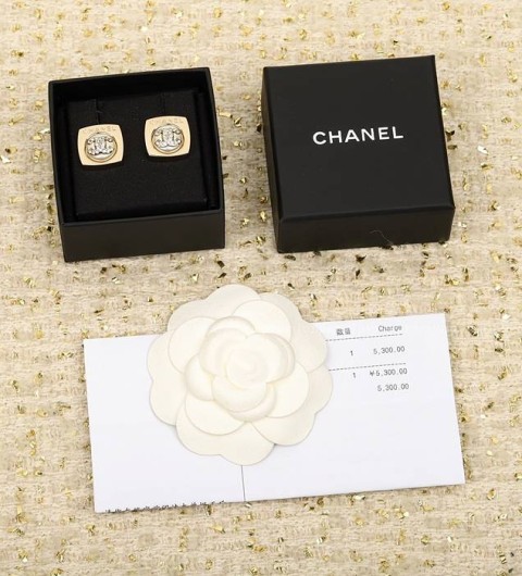 샤넬 CC 스퀘어 이어링 귀걸이