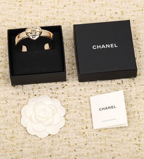 샤넬 CC 하트 링 반지