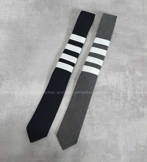 [국내배송] 톰*라운 22ss 4바 플레인 위브 넥타이 (2color)