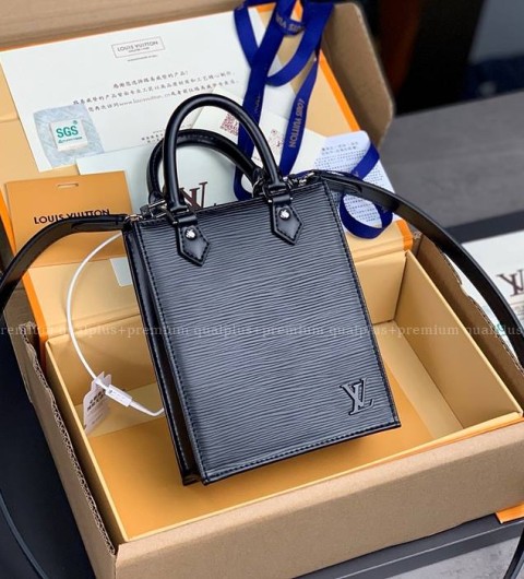 루이비통 M69441 쁘띠 삭 플라 핸드백