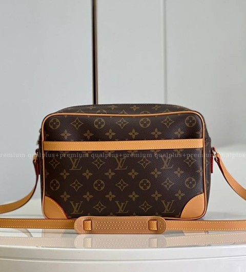 루이비통 M51274 트로카데로 숄더백 남녀공용