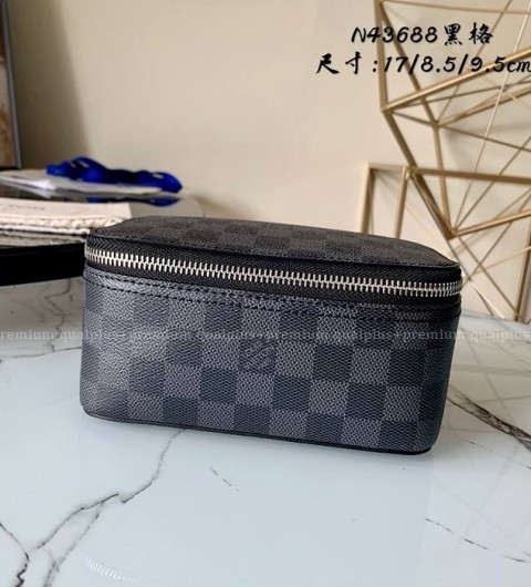 루이비통 M43688 패킹 튜브 파우치 PM