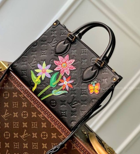 루이비통 M21732 LVxYK 온더고 핸드백 PM