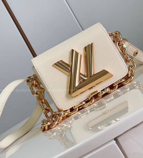 루이비통 M22297 트위스트 락 XL 숄더백