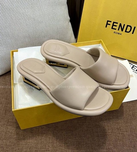 펜디 바게트 슬라이드 슬리퍼 5cm