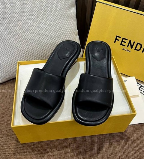 펜디 바게트 슬라이드 슬리퍼 5cm