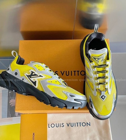 루이비통 LV 러너태틱 스니커즈 남성용