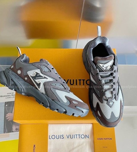 루이비통 LV 러너태틱 스니커즈 남성용