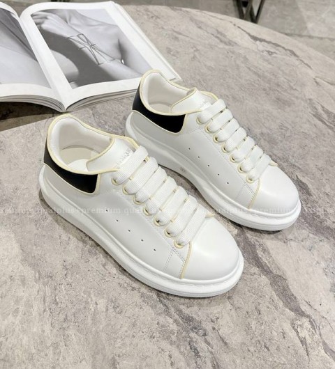 알렉산더맥퀸 오버솔 스니커즈 남녀공용