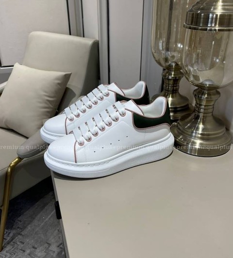 알렉산더맥퀸 오버솔 스니커즈 남녀공용