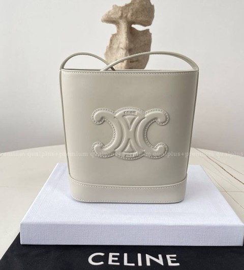 셀린느 10L433 퀴르 트리오페 버킷 숄더백 미니