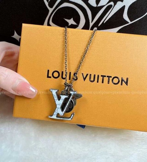 루이비통 LV 인스팅트 펜던트 목걸이 남성용