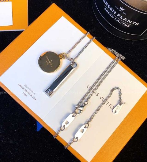 루이비통 펜던트 체인 목걸이 남성용