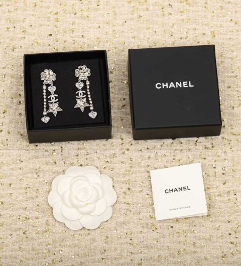 샤넬 CC 스타 이어링 귀걸이