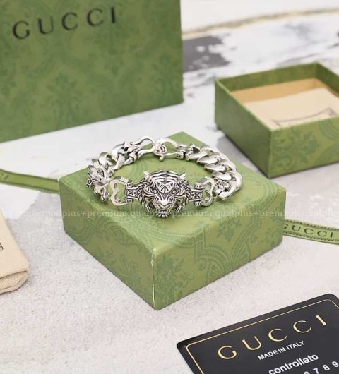 구찌 타이거 팔찌