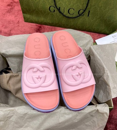 구찌 인터로킹 G 슬라이드 샌들 슬리퍼 여성용
