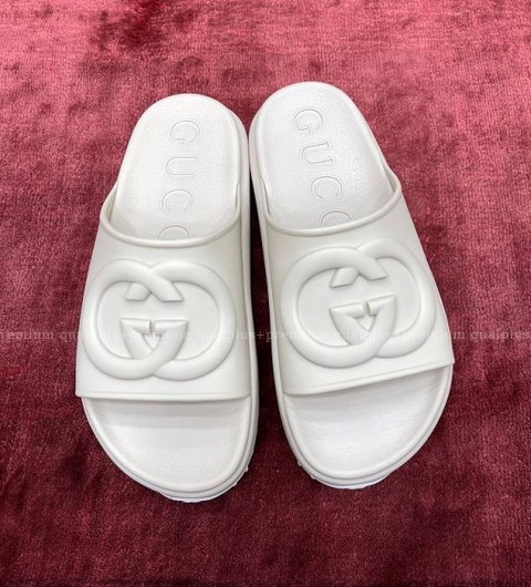 구찌 인터로킹 G 슬라이드 샌들 슬리퍼 여성용