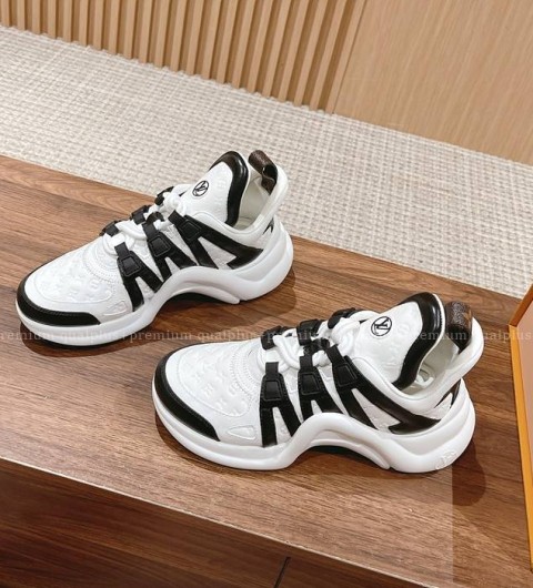 루이비통 LV 아치라이트 스니커즈 여성용