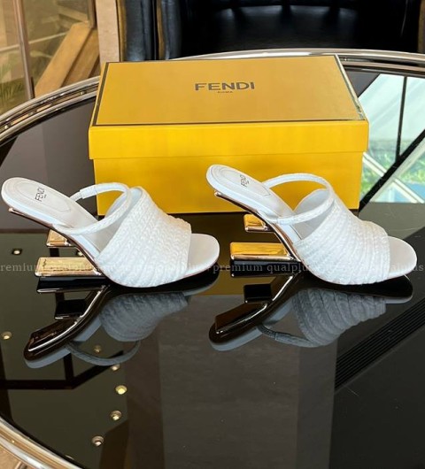 펜디 퍼스트 샌들 힐 여성용