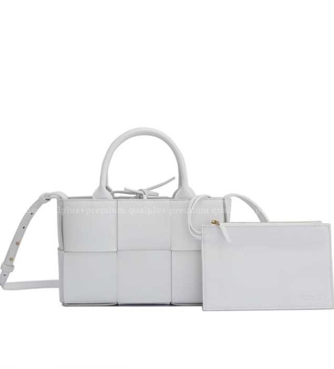 [국내배송] 보*가베네타 아르코 토트 미니