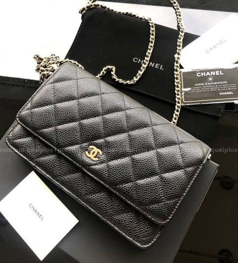 샤넬 클래식 체인 WOC 숄더백