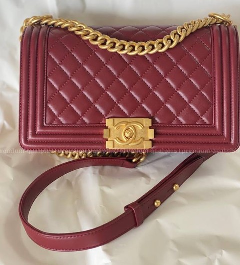 샤넬 보이백 숄더백 미듐