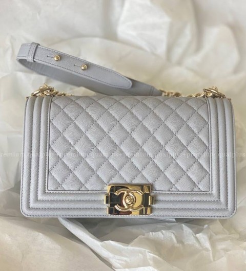 샤넬 보이백 숄더백 미듐