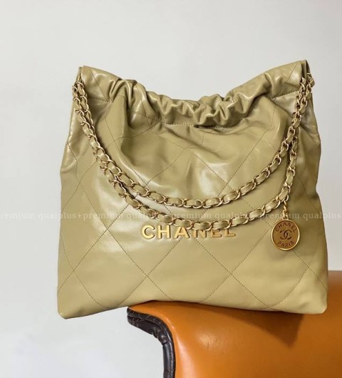 샤넬 22 핸드백 미듐